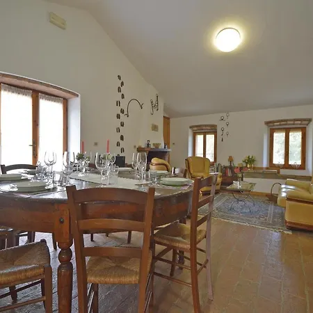 Holiday Casale Piccino * Collicello
